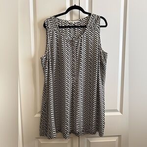Daniel Rainn Black and White Zigzag Tunic